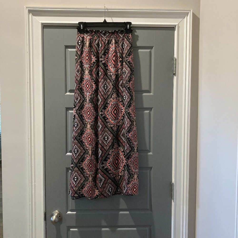 Maurices Women Large Coral Multi Color Maxi Skirt w/ Print Designs